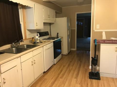 411 Elaine Ter, Lakemoor, IL 60051 photo 8