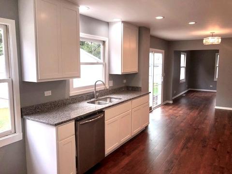 523 E Main St, Plano, IL 60545 photo 13