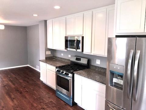 523 E Main St, Plano, IL 60545 photo 12