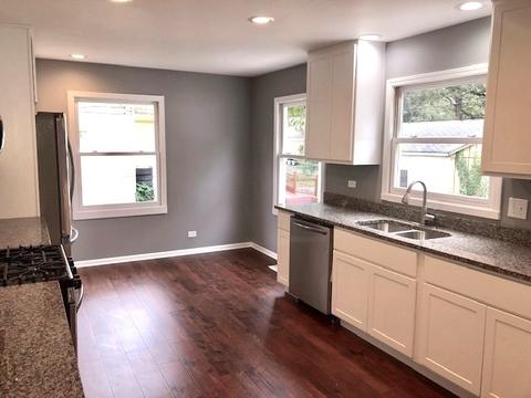 523 E Main St, Plano, IL 60545 photo 11