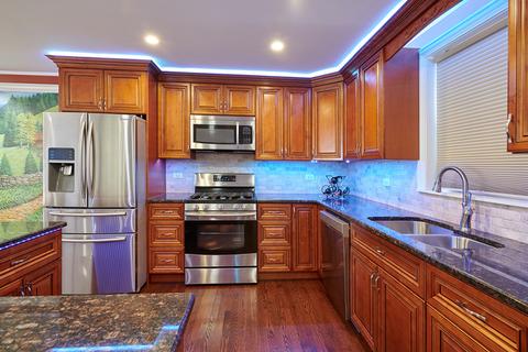 8748 Cranbrook Ln, Bridgeview, IL 60455 photo 7
