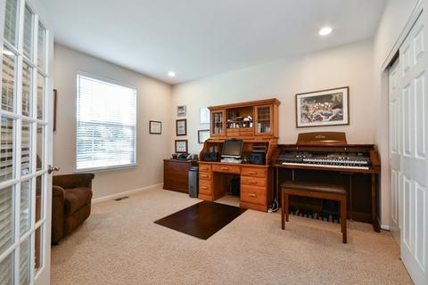 2456 Sandy Stream Ln, Elgin, IL 60124 photo 15