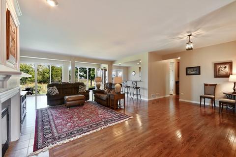 2456 Sandy Stream Ln, Elgin, IL 60124 photo 4