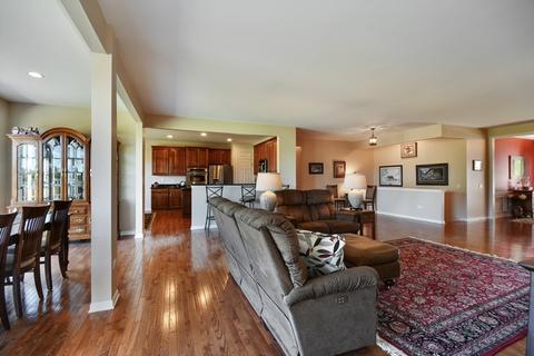2456 Sandy Stream Ln, Elgin, IL 60124 photo 8