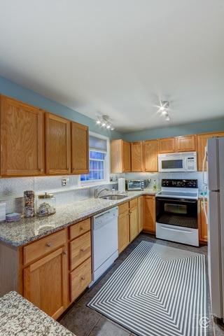 605 N 9th St, Dekalb, IL 60115 photo 5
