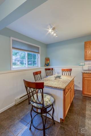 605 N 9th St, Dekalb, IL 60115 photo 4