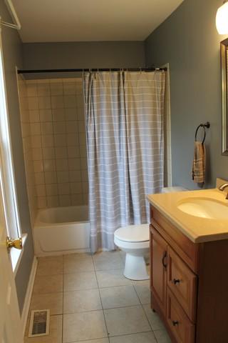 318 Forest Ave, Aurora, IL 60505 photo 7