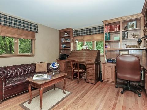 921 Forest Dr, Elgin, IL 60123 photo 11