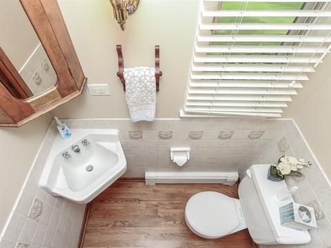 921 Forest Dr, Elgin, IL 60123 photo 12