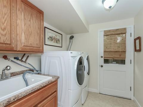 921 Forest Dr, Elgin, IL 60123 photo 17