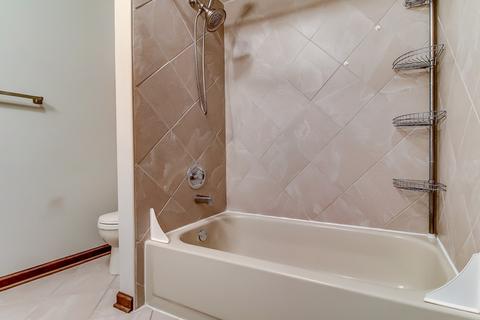 762 Aztec Dr, Carol Stream, IL 60188 photo 27