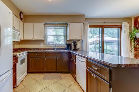 762 Aztec Dr, Carol Stream, IL 60188 photo 9
