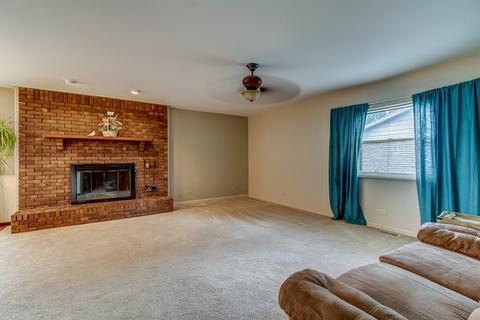762 Aztec Dr, Carol Stream, IL 60188 photo 5