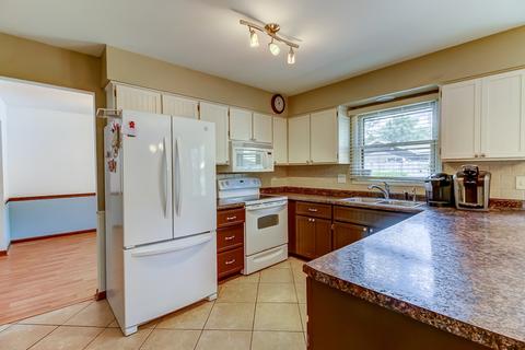 762 Aztec Dr, Carol Stream, IL 60188 photo 8