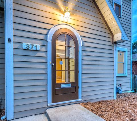 371 Hamilton Ave, Elgin, IL 60123 photo 4