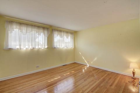 10 E Kathleen Dr, Des Plaines, IL 60016 photo 10