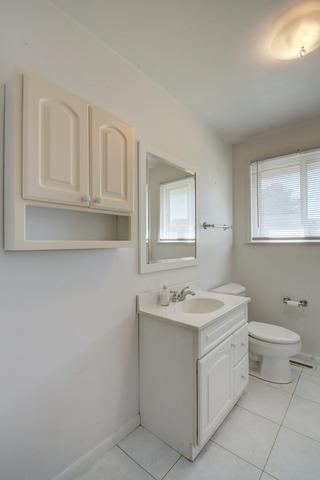 10 E Kathleen Dr, Des Plaines, IL 60016 photo 13