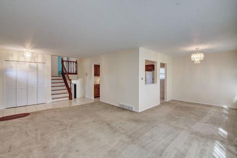 10 E Kathleen Dr, Des Plaines, IL 60016 photo 4