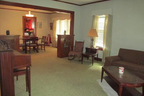 608 Bangs St, Aurora, IL 60505 photo 12
