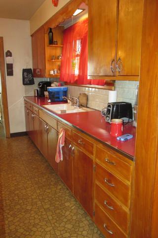 608 Bangs St, Aurora, IL 60505 photo 8
