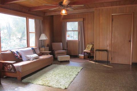 608 Bangs St, Aurora, IL 60505 photo 3