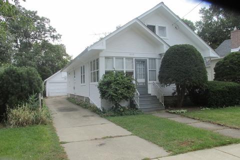 608 Bangs St, Aurora, IL 60505 photo 1