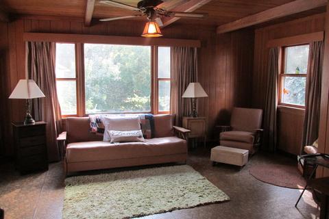 608 Bangs St, Aurora, IL 60505 photo 4