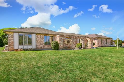 4495 E 23rd Rd, Leland, IL 60531 photo 2