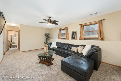 2101 Mystic Dr, Plainfield, IL 60586 photo 5