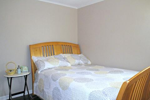 1410 S 6th Ave, Des Plaines, IL 60018 photo 9