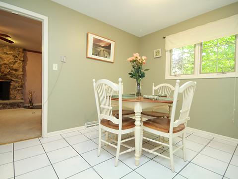1440 N Blanchard Ct, Wheaton, IL 60187 photo 9