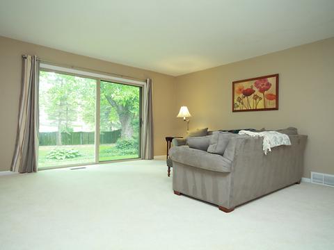 1440 N Blanchard Ct, Wheaton, IL 60187 photo 11