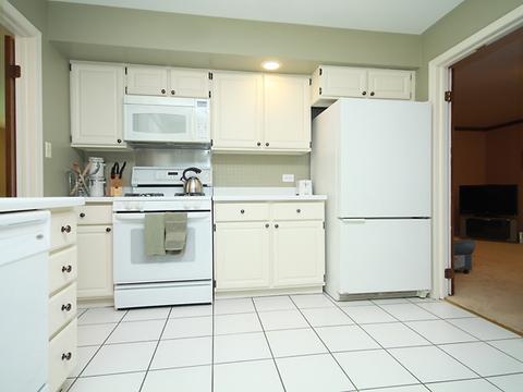 1440 N Blanchard Ct, Wheaton, IL 60187 photo 8