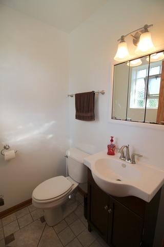 49 Cranbrook Dr, Des Plaines, IL 60016 photo 12
