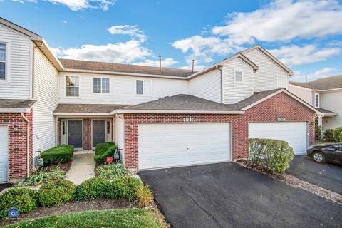 21519 Eich Dr, Crest Hill, IL 60403 photo 2