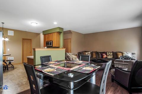 21519 Eich Dr, Crest Hill, IL 60403 photo 10