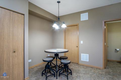 21519 Eich Dr, Crest Hill, IL 60403 photo 9