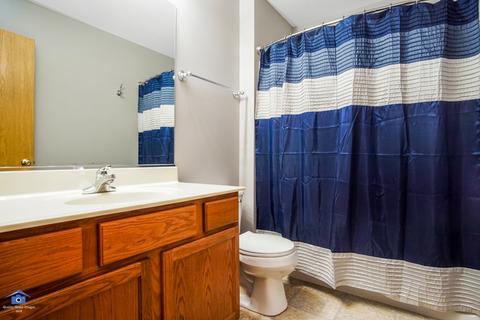 21519 Eich Dr, Crest Hill, IL 60403 photo 17