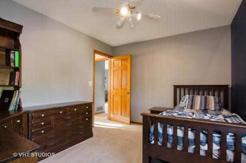 9 Hampton St, Cary, IL 60013 photo 9