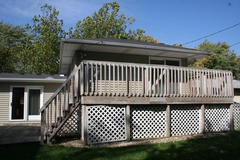 265 Albert Ter, Wheeling, IL 60090 photo 2
