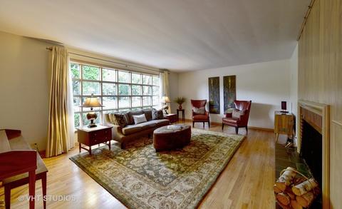 262 Longcommon Rd, Riverside, IL 60546 photo 4