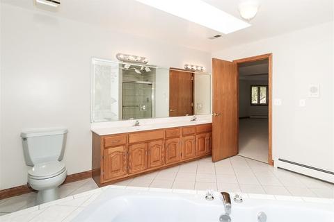 531 Ford Ln, Bartlett, IL 60103 photo 24