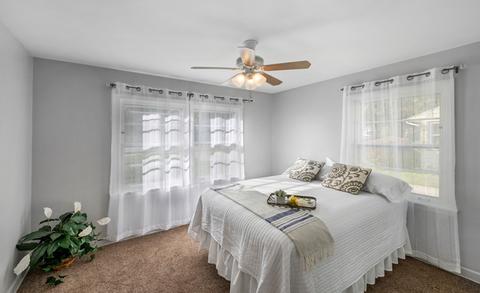 247 S Hickory Ave, Bartlett, IL 60103 photo 9