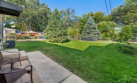 247 S Hickory Ave, Bartlett, IL 60103 photo 17