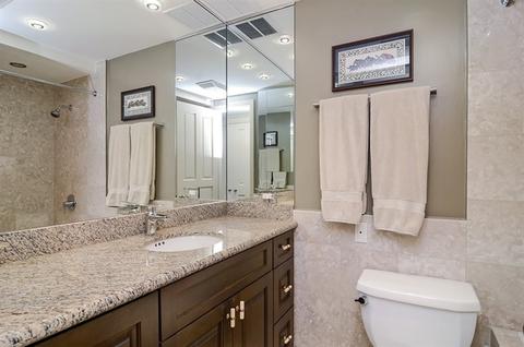 180 E Pearson St #4201, Chicago, IL 60611 photo 17