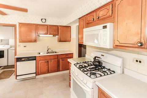 2053 Fox Ln, Des Plaines, IL 60018 photo 7