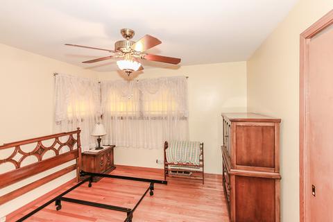 2053 Fox Ln, Des Plaines, IL 60018 photo 18