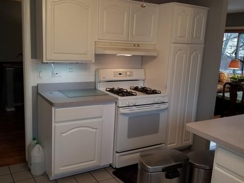 540 Lafayette Ln, Hoffman Estates, IL 60169 photo 3