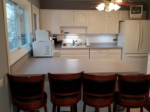 540 Lafayette Ln, Hoffman Estates, IL 60169 photo 4
