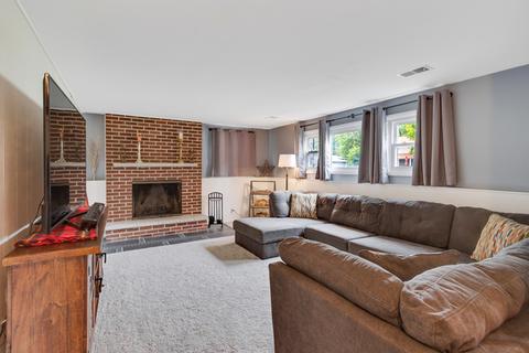 4155 Dixon Dr, Hoffman Estates, IL 60192 photo 19